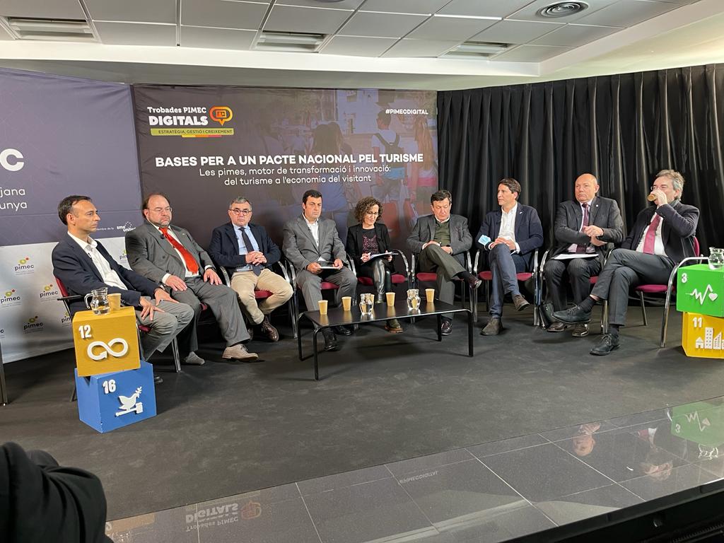gerenciafihr's tweet photo. Jornada @Pimec #Turisme : Barcelona i el Territori. Mai tan a prop per engegar col.laboracions i aprofitar sinèrgies. Gràcies per estendre la mà, Eduard Torres @BarcelonaTurism #pimecdigital https://t.co/SInhsouhu0