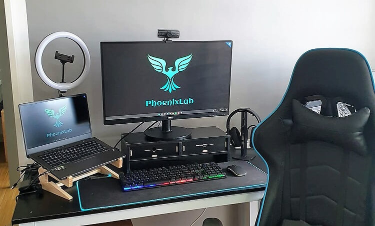 adobotech's tweet photo. The cloud logistics platform simplifies the setup of e-games and remote learning sessions. The mantra "work hard, play hard" has never been more relevant than it is today.

#Adobotech #LOCAD #PhoenixLab
https://t.co/2MuN2mmH1Z https://t.co/hJjBKCsnnD