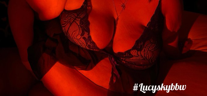 Feeling red today!💋💎🍒 #Lucyskybbw #bbwmodel  #goodmorning #ownit https://t.co/0HcUw4GROG<a href="/tag/lucyskybbw"class="tags">#Lucyskybbw</a><a href="/tag/bbwmodel"class="tags">#bbwmodel</a><a href="/tag/goodmorning"class="tags">#goodmorning</a><a href="/tag/ownit"class="tags"><span>#ownit</span></a>