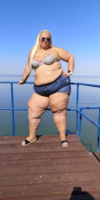 Free photos of me! https://t.co/4WEeWarlpI #curvy #curvygirl #plussize #plussizefashion #bodypositive<a href="/tag/curvy"class="tags">#curvy</a><a href="/tag/love"class="tags"><span>#love</span></a><a href="/tag/model"class="tags"><span>#model</span></a><a href="/tag/fashion"class="tags"><span>#fashion</span></a><a href="/tag/beautiful"class="tags"><span>#beautiful</span></a><a href="/tag/curves"class="tags"><span>#curves</span></a><a href="/tag/beauty"class="tags"><span>#beauty</span></a>