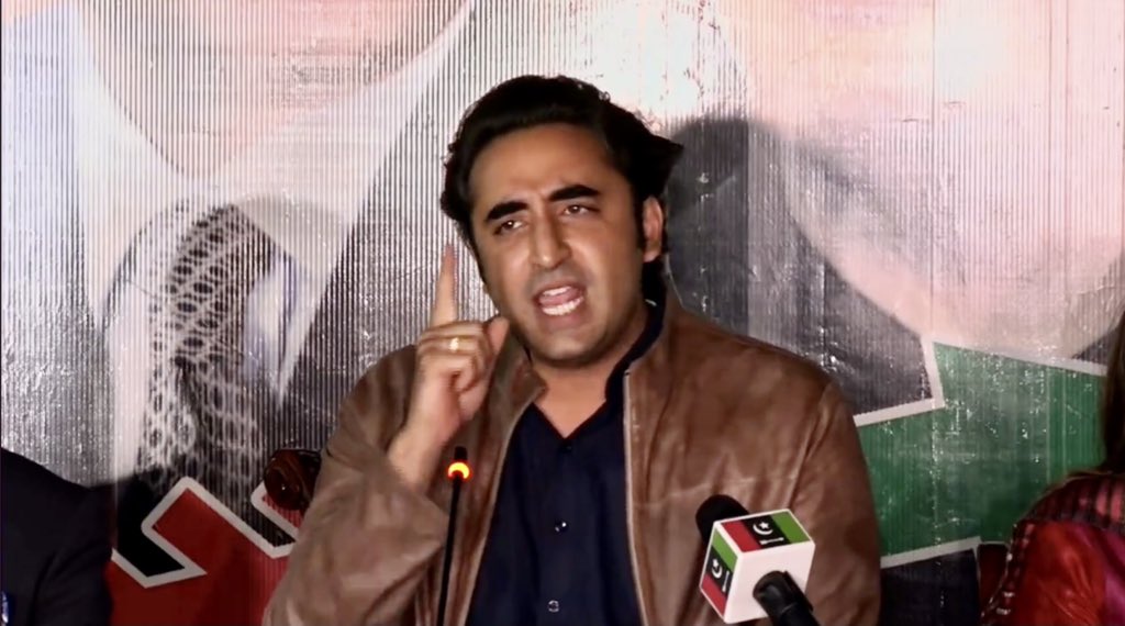 TanvirKaira's tweet image. Selected IK is a foreign funded &amp;amp; sponsored agent who has been strategically planted to impair Pak’s foreign policy, economy, halt CPEC, hurt Pak’s Kashmir agenda &amp;amp; support Modi. Deterring Pakistan is the only thing IK has succeeded in! Shameful ! #GoSelectedGo 
@BBhuttoZardari