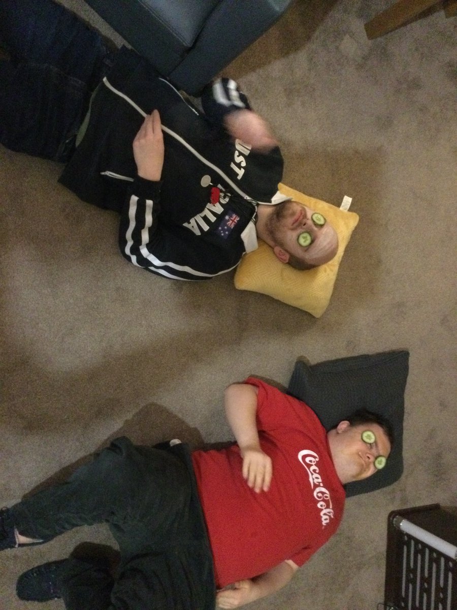 Students from Aurora Foxes tweet media