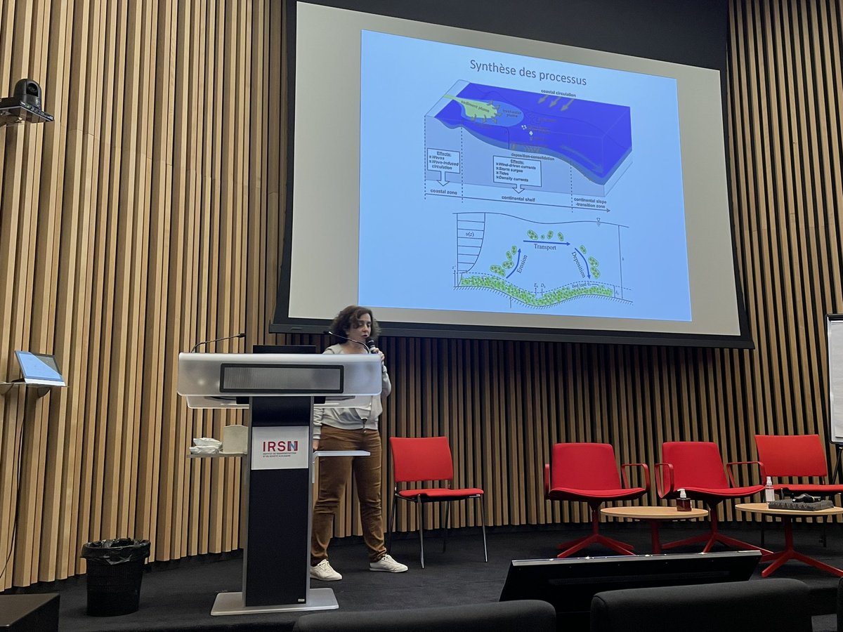EvrardOlivier's tweet photo. Claude Estournel @INSU_CNRS du labo #LEGOS explique les processus de transfert de ☢️ avec les sédiments du #Rhone #AMORAD https://t.co/Zq1goqYWGP