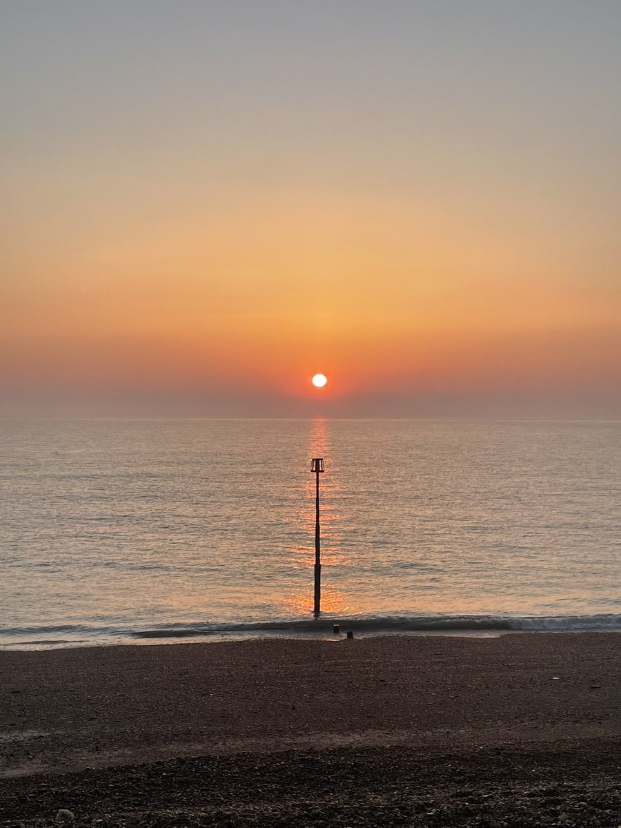 Polarispools's tweet image. What a gorgeous start to a new week! @Deal_Town