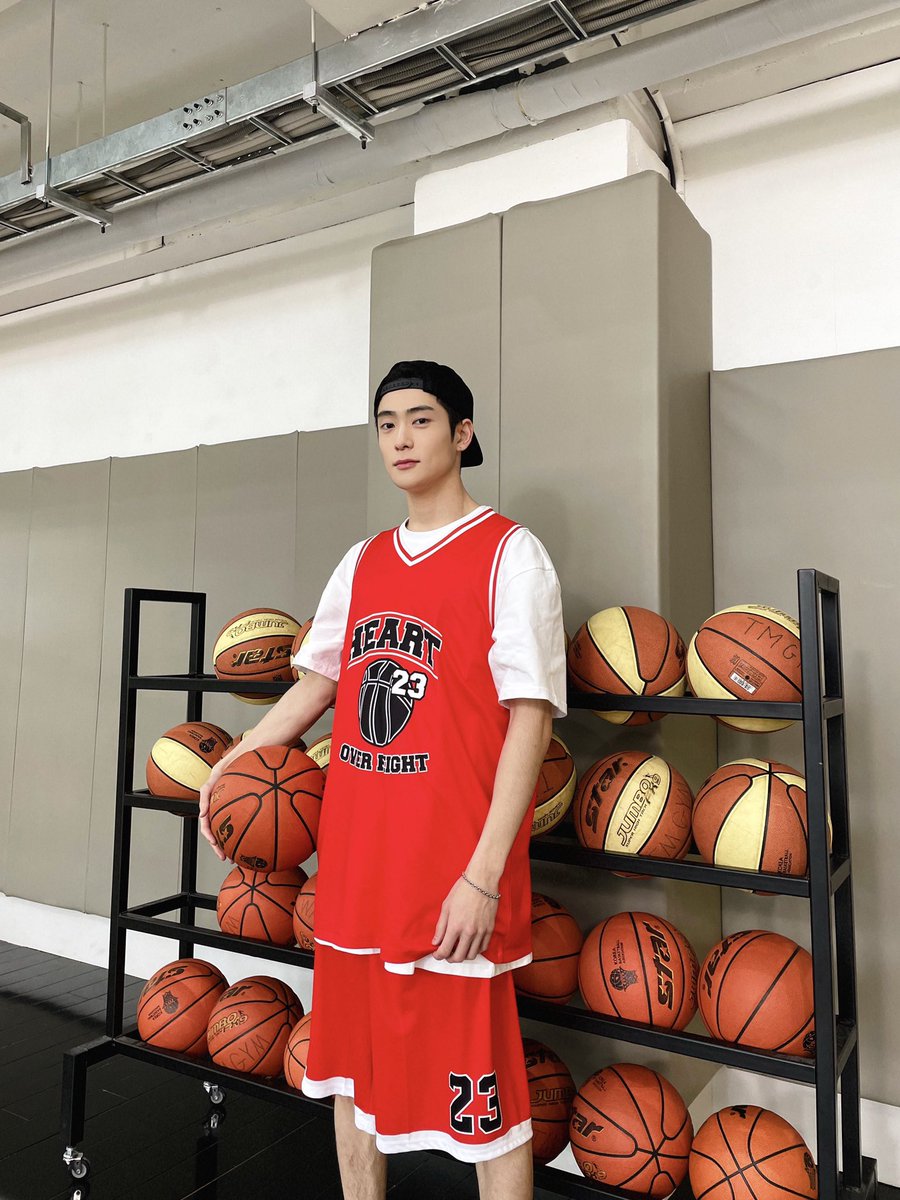 Jaehyunyyeli's tweet photo. ถ้าให้อธิบายถึงความหล่อของพี่เค���า💗💗💗🙆🏻‍♀️
โฮ๊รรกกกก #JAEHYUN https://t.co/pmz4NqpqvT