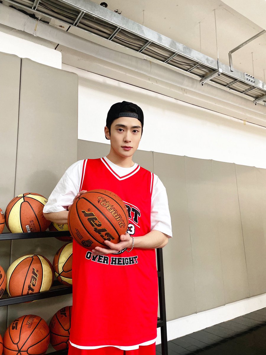 Jaehyunyyeli's tweet photo. ถ้าให้อธิบายถึงความหล่อของพี่เค���า💗💗💗🙆🏻‍♀️
โฮ๊รรกกกก #JAEHYUN https://t.co/pmz4NqpqvT