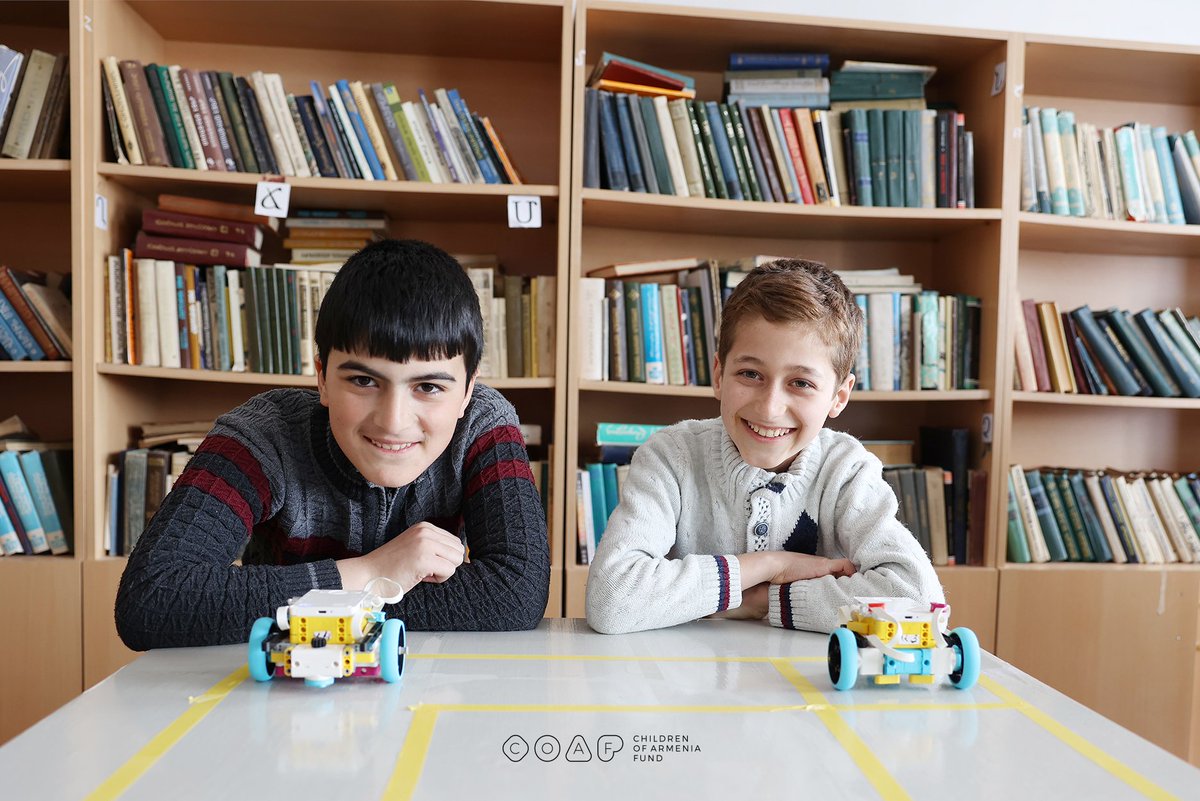 coafkids's tweet photo. This month the students of COAF's #Engineering program celebrated #WorldScienceWeek by getting acquainted with the history of the Noble Prize and building robots using @lego tools🤖. https://t.co/RqlDmu8Akz