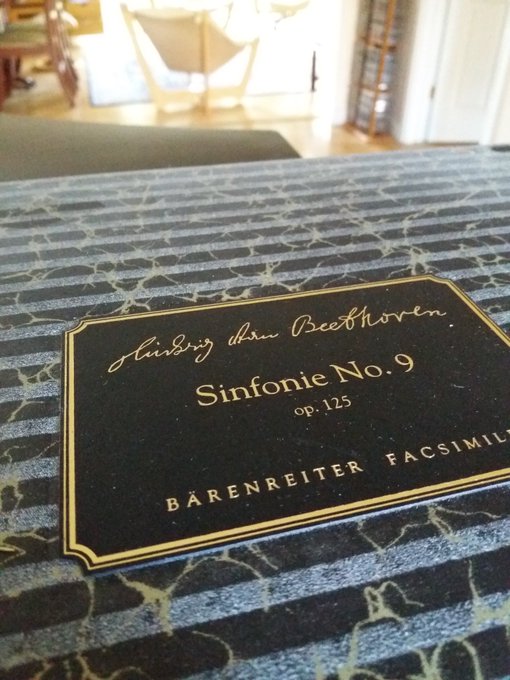 Barenreiter (@baerenreiter) on Twitter photo The British Premiere of Beethoven Symphony No 9 took place today in 1825 with the Philharmonic Society of London <a href="/RoyalPhilSoc/">Royal Philharmonic Society</a>
This facsimile of the 9th is one of our most beautiful publications - read more here barenreiter.co.uk/symphony-no-9-… The British Premiere of Beethoven Symphony No 9 took place today in 1825 with the Philharmonic Society of London <a href="/RoyalPhilSoc/">Royal Philharmonic Society</a>
This facsimile of the 9th is one of our most beautiful publications - read more here barenreiter.co.uk/symphony-no-9-…
