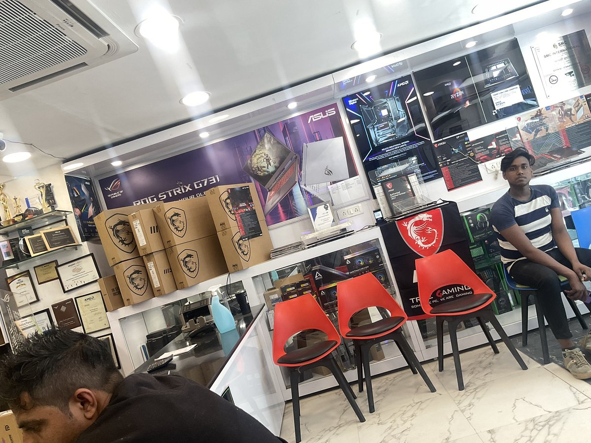 darkweb69_'s tweet image. @SMCIntOfficial 

SMC International | Best Shop for PC Build and Accessories at Best Prices ❤️

Address: Nehru Palace Market,Delhi