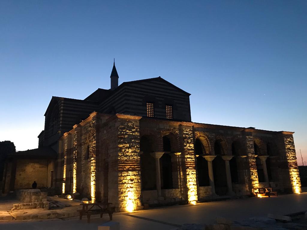 Mutlu ,keyifli ,sağlık dolu bir hafta dileriz..