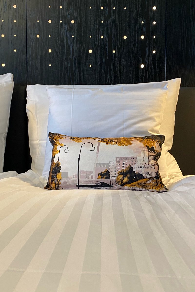 FinlandFCB's tweet photo. The completely renovated Original Sokos Hotel Ilves reopened in #Tampere last week. 
The hotel boasts 336 rooms, 5 restaurants and 11 meeting rooms. The hotel rooms, private sauna and meeting rooms have splendid views over the city. 

@VisitTampere @sokoshotels @sryhma https://t.co/enM2GIfcJW