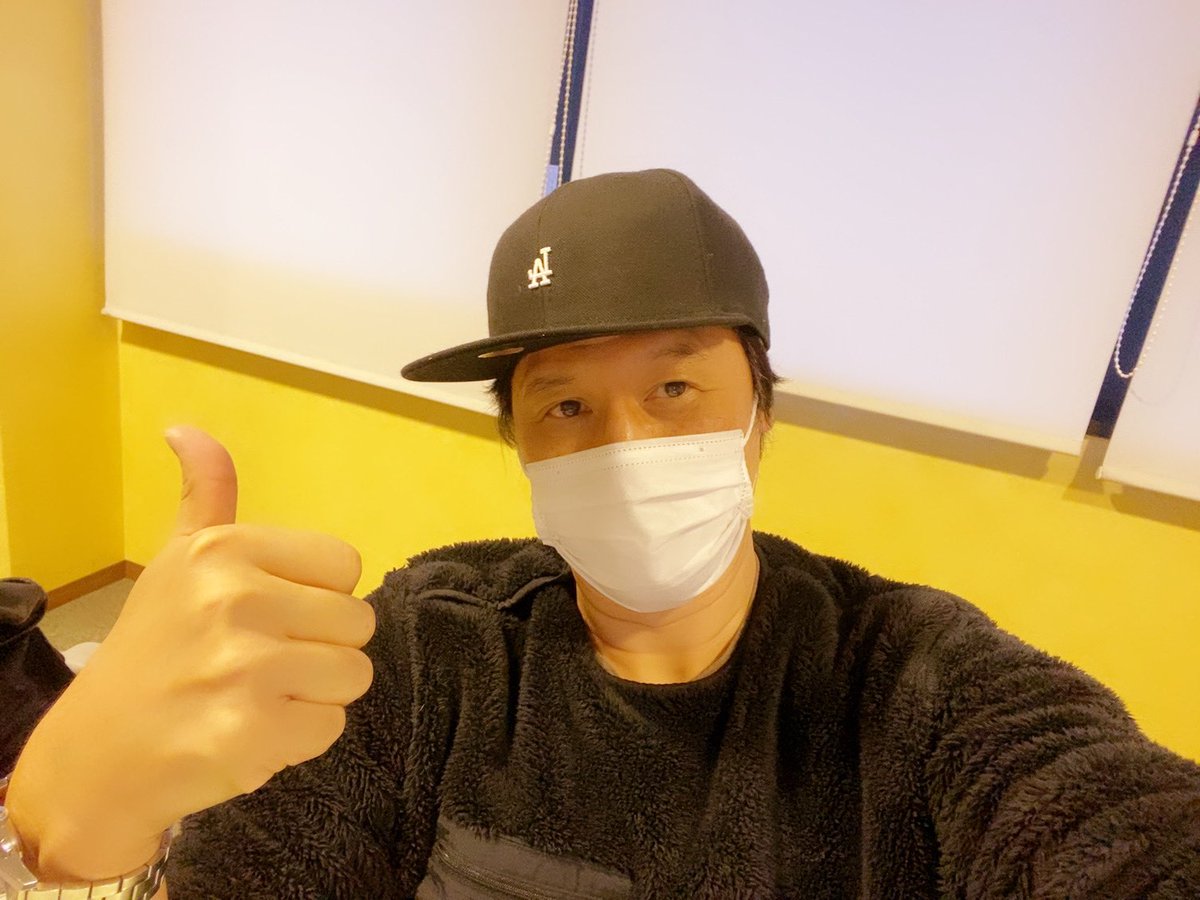 FIGUEROA775's tweet photo. これからスタジオ入り〼😊
本社スタジオからのワンマンスタイルです😎

月曜夜はラジオ📻でHOTな夜を🌉

ラジオの前のアナタ！
今夜もよろしく✨

あと2回
Twitter組もよろしく頼んだぜ😎

月曜夜のフィゲナイ
行くぜ！新潟😎

📻で繋がる月曜夜の世界☪️🌏

#フィゲナイ
#fm775 https://t.co/l9K4HqARMc