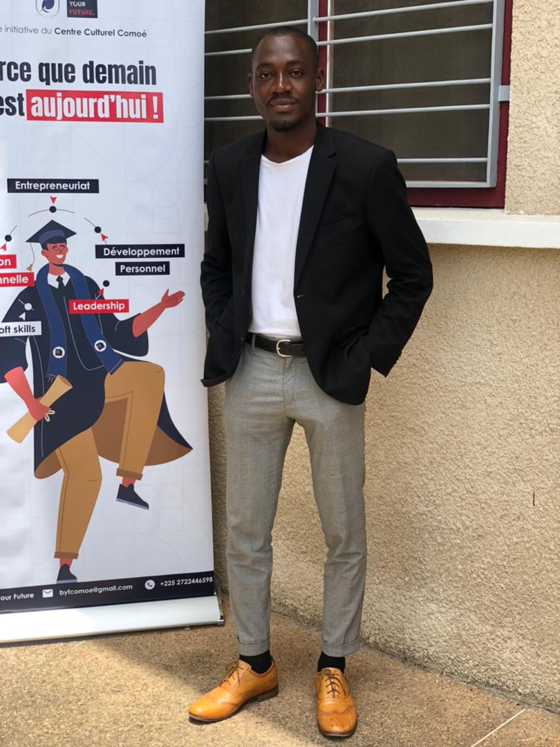 angeaxelguiria's tweet photo. Gardez à l'esprit que toute chose sans effort sera vaine...✌🏾

 GoodWeeK🎉

💡Construisons ensemble la Communication de votre entreprise/marque, et développons au mieux votre Personal Branding.

#AngeAxelGuiria https://t.co/Zw1UYT3VNA