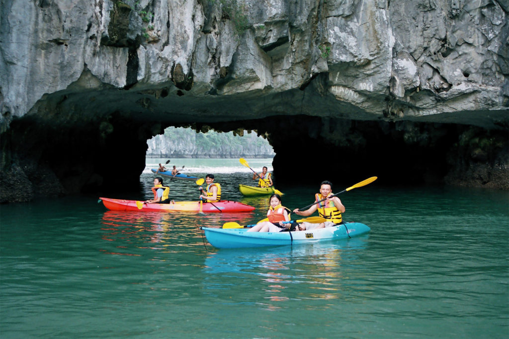 T11018423Hoa's tweet photo. Life dedicated to adventure https://t.co/1tauQQKb3P