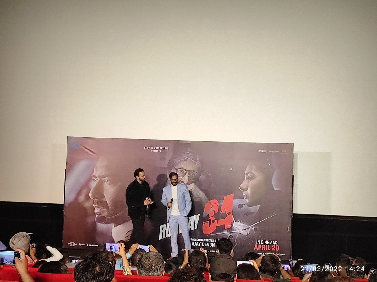 singhsonal85's tweet photo. #Runway34Trailer #Runway34OnApril29 #brilliant #trailor @ajaydevgn #runway https://t.co/wxIvRHuqy8