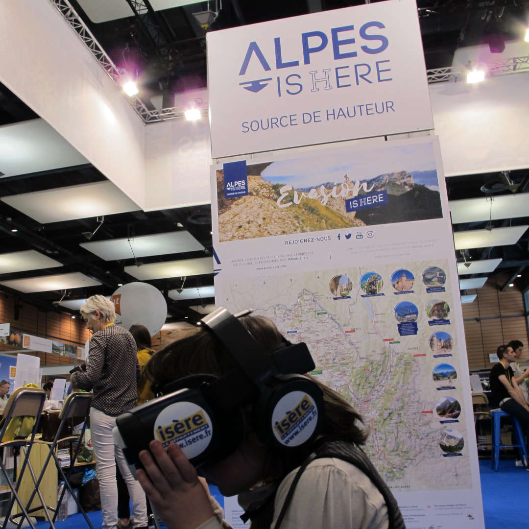 alpes_ishere's tweet photo. Le Salon de la #rando est de retour à #Lyon ! 🥾
📆 Du 25 au 27 mars, la destination de l'Isère sera largement représentée sous la bannière #alpesishere.
Le stand de 72 m² permettra l'accueil et la valorisation de l'offre outdoor de 11 partenaires.🍃 https://t.co/wdbMbAKndg