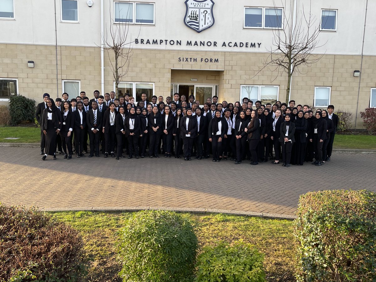 BramptonManor1's tweet photo. 89 Oxbridge offers for Brampton students. This stunning achievement is a real testament to their hard work and the incredible support of their parents and staff. At Brampton, we passionately believe that success comes through effort &amp; determination. https://t.co/iah0gOyLCi