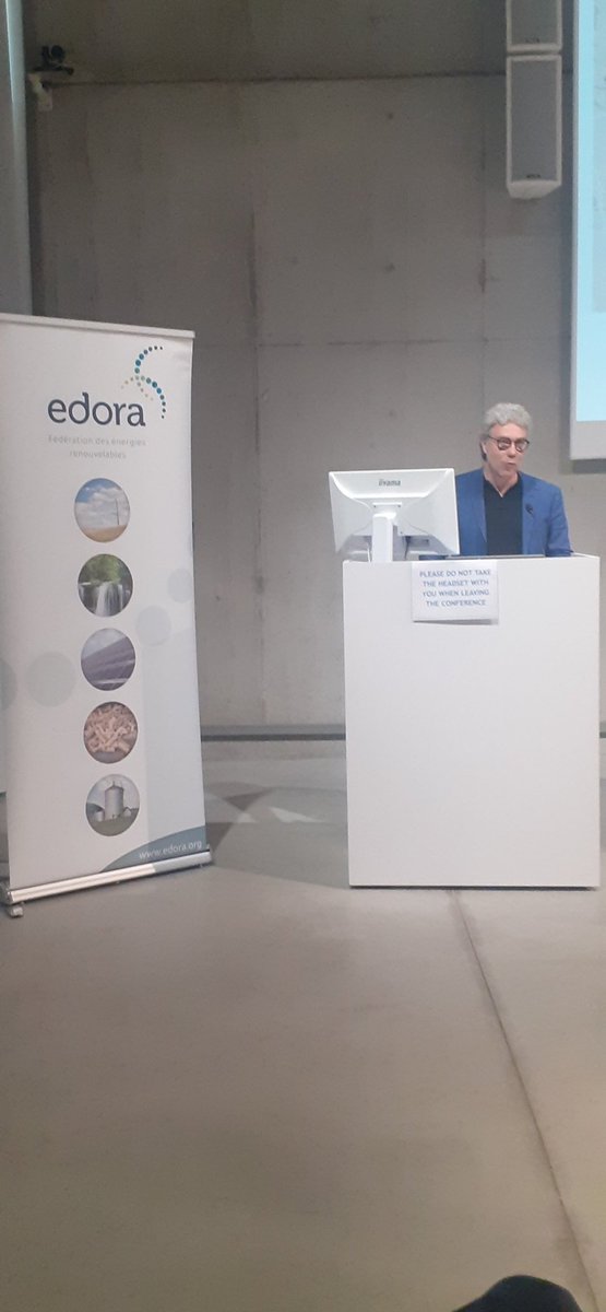 Le Ministre <a href="/alainmaron/">Alain Maron 🌍🌻</a> insiste l'importance d'accélérer le sortie des énergies fossiles dans le cadre de l'événement relatif aux #reseaux de chaleur à Bruxelles organisé par <a href="/EdoraFed/">EDORA</a> @ReWallonia <a href="/warmtenetwerk/">Warmtenetwerk</a> vlaanderen