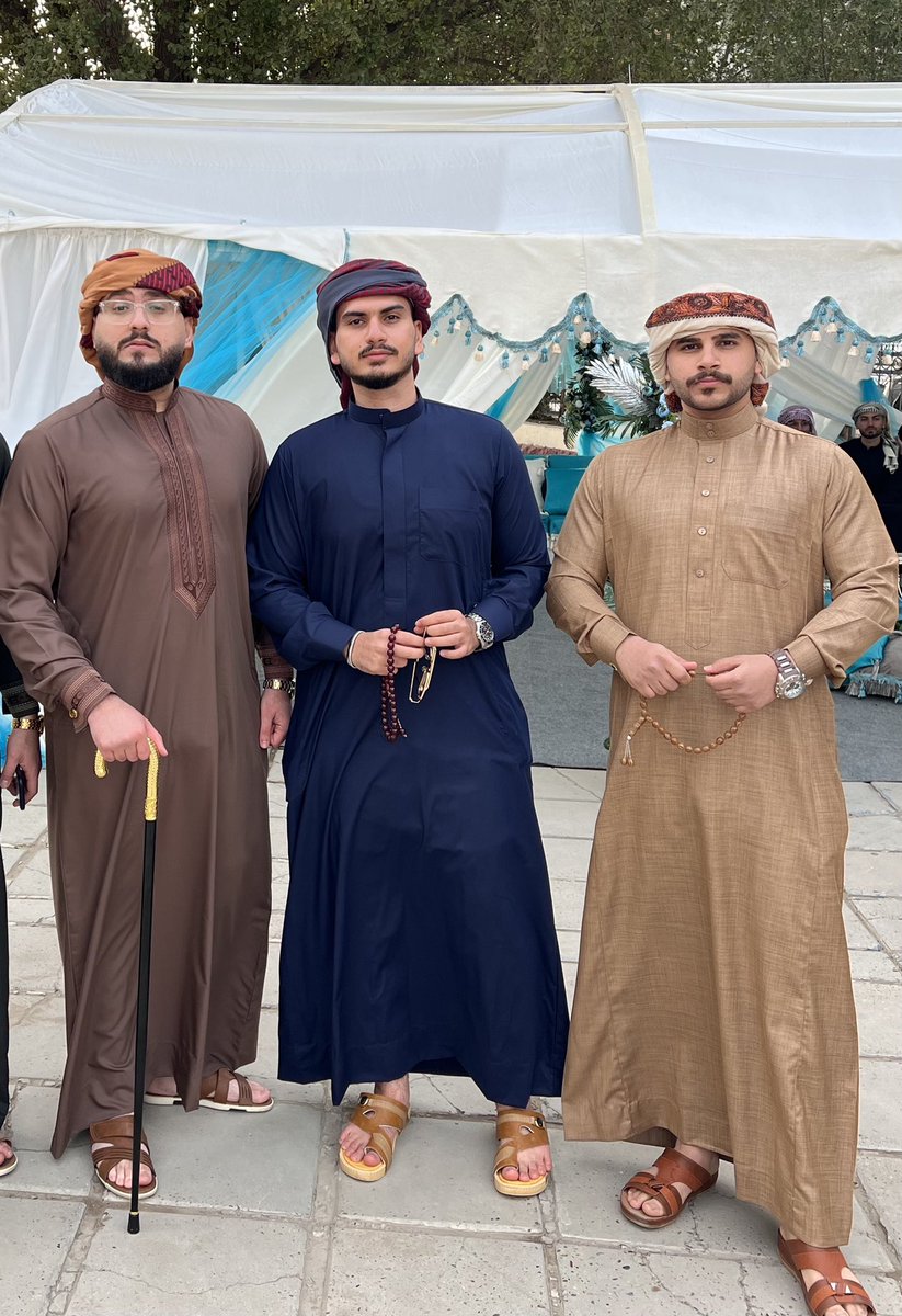 حنة تخرجنة من كلية الطب جامعة بغداد ❤️
وروتة الكسور مع احترامي بس واكعة للطيبين