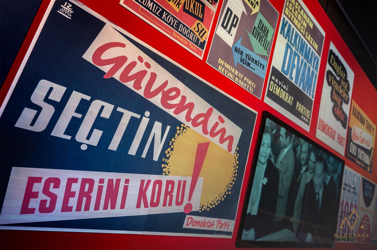 Adnan Menderes Dönemi Afişleri 

Demokrat Parti'nin ufuk vaad eden seçim afişlerini müzemizde yakından inceleyebilirsiniz.