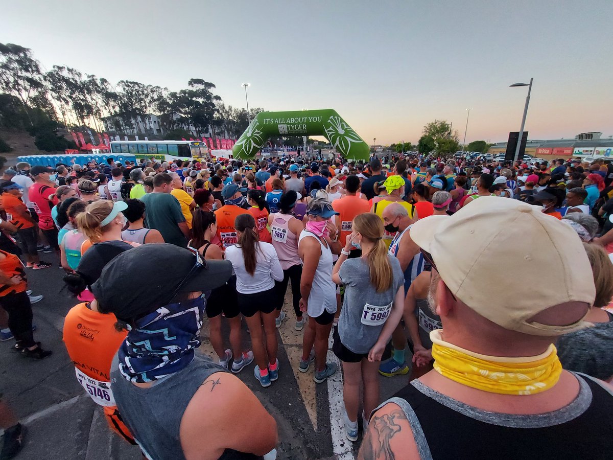 RobinAdamsZA's tweet photo. Massive shout out to @NikkiJLR and the rest of the Durbanville Athletics team for putting on an absolutely splendid #TygerRun.
Great 'gees', fabulous goodie bag.
Just superb! https://t.co/FLiLdPZPv4