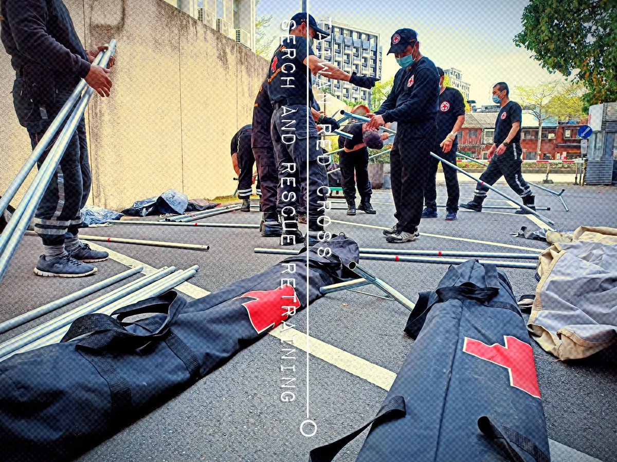 TAIWAN_REDCROSS's tweet photo. #TaiwanRedCross Search And Rescue Team retraining last #Saturday. Once you’re a team member, you’ll need to do it every year to stay professional. #PrayForPeace #joinus #PrayingForUkraine https://t.co/SzM8Pz7gkT