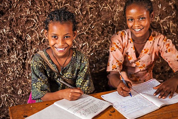 SawitGK's tweet photo. Education is the key to empower girls. To educate girls is to reduce poverty. 

#Ethiopia https://t.co/IIvJkNN41W
