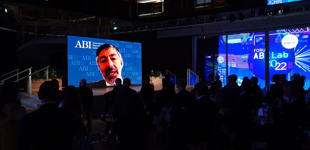 ABI_Lab's tweet photo. Al #ForumABILab live now Giovanni #Sabatini, Direttore Generale #ABI.
Iscriviti per seguire online i lavori: https://t.co/IfoyHGR0ea https://t.co/YRkDTg5mgc