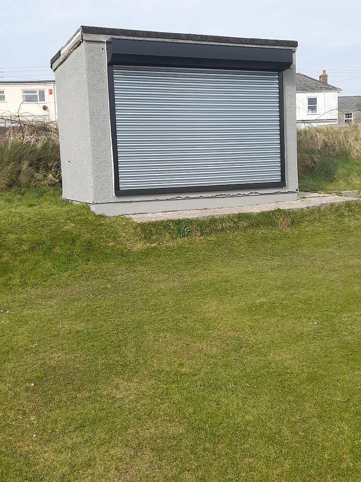 beaconcc's tweet photo. Thanks to our resident π¨βπ¨π¨ David Weeks for painting the scorebox yesterday - things really coming together at the club now - it is a fantastic time to be part of this community treasure! Check out our website for ways to get involved! https://t.co/gjPNCokdS1 #stackdontslack https://t.co/pXU5Ld5QoS