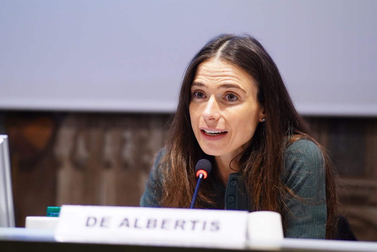 La Presidente Regina De Albertis "Nel mercato dei #LLPP i lavori sono stati aggiudicati con prezzi che oggi non coprono più i costi di produzione, che registrano impennate del 30 e 40%"
#21marzoAssimpredil #catromateriali #caroenergia
<a href="/rex_regina/">Charles and Camilla</a>