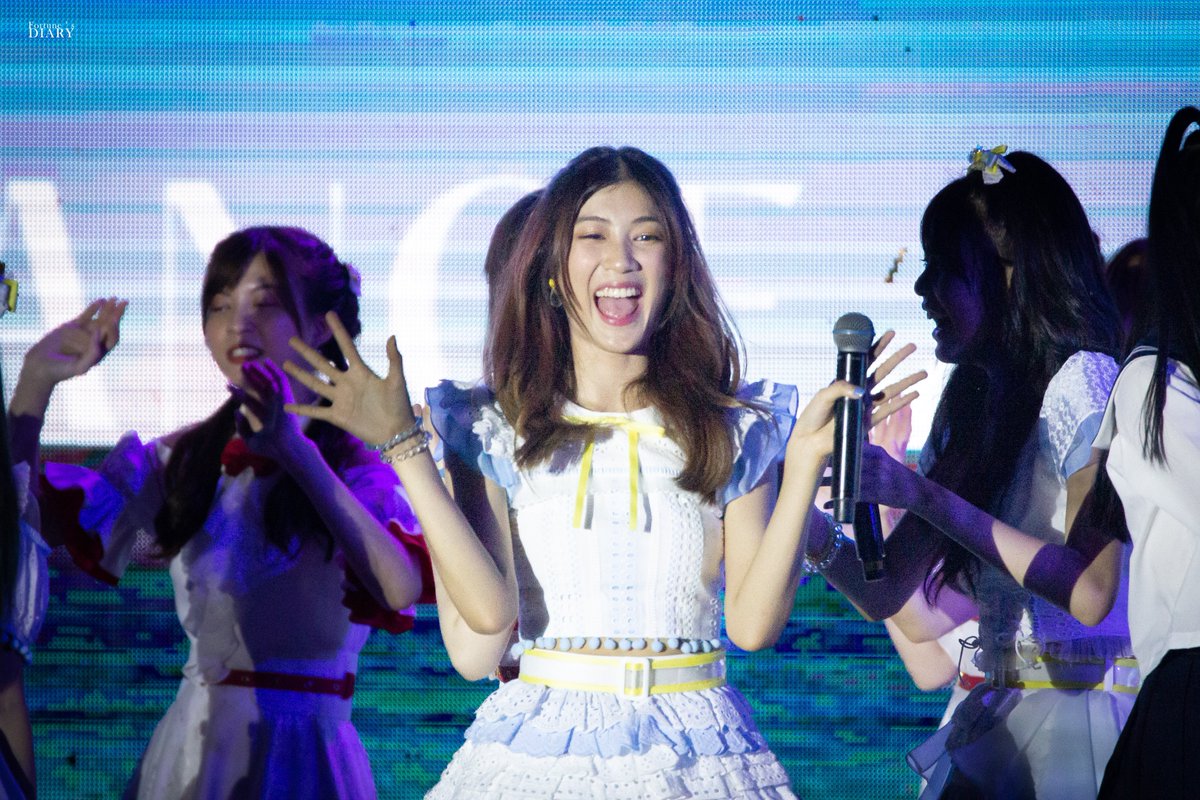 fortune_diary's tweet photo. และนี่คือรายการ ดาวกระจาย อ่อ ไม่ใช่ๆ

#FortuneCGM48 #CGM48 #SayonaraCrawlTH_1stPerf #FortuneDiary https://t.co/UeWTHqQP8O