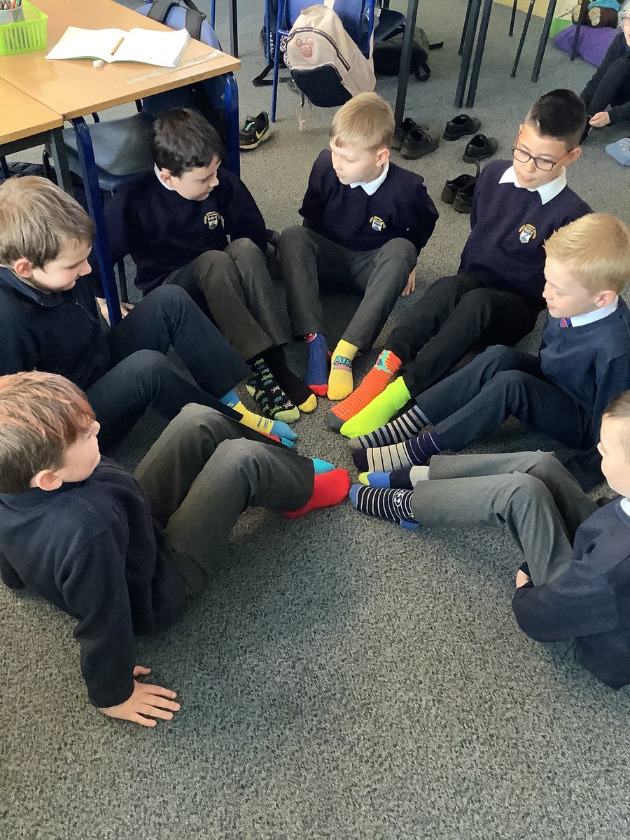 P5MMorayPS tweet media