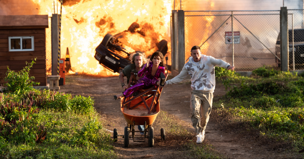 klipsmalaysia's tweet photo. Score a pair of passes to the premiere screening of The Lost City - an action comedy starring Sandra Bullock, Channing Tatum and Daniel Radcliffe. Participate in this giveaway now: https://t.co/2WLEEMNUfR https://t.co/iJ4NRJGYAz