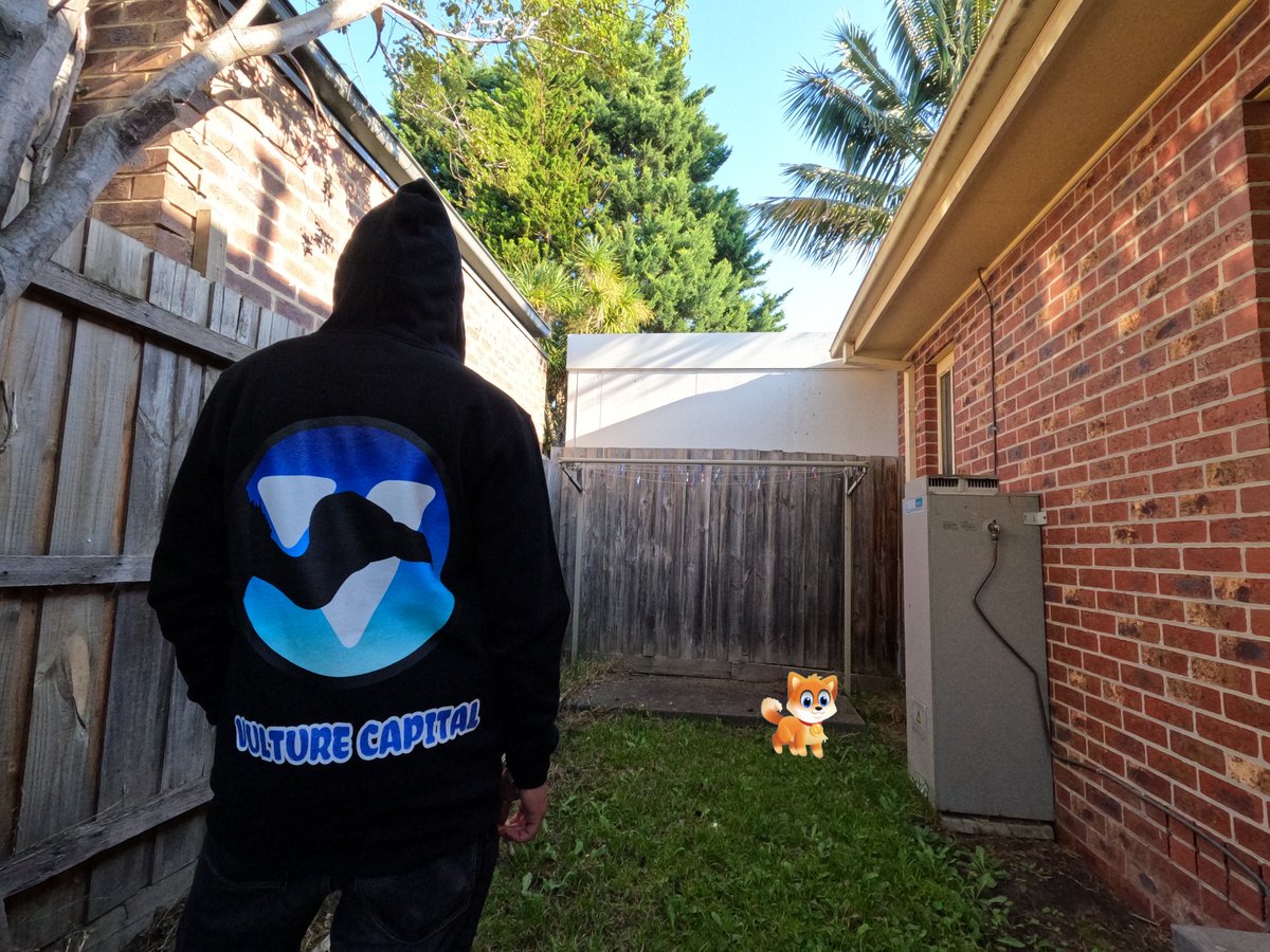 🐕I love my doge puppy!🐕

But what I love more is <a href="/doge_dash/">doge_dash</a> , the addictive play to earn crypto game!! 🕹

Perhaps Vulture Capital should partner with them. ✍️

Watch this space, the Vultures are coming! 💥

#cryptocurrency #crypto #Altcoins #cryptotwitter #VultureCapital