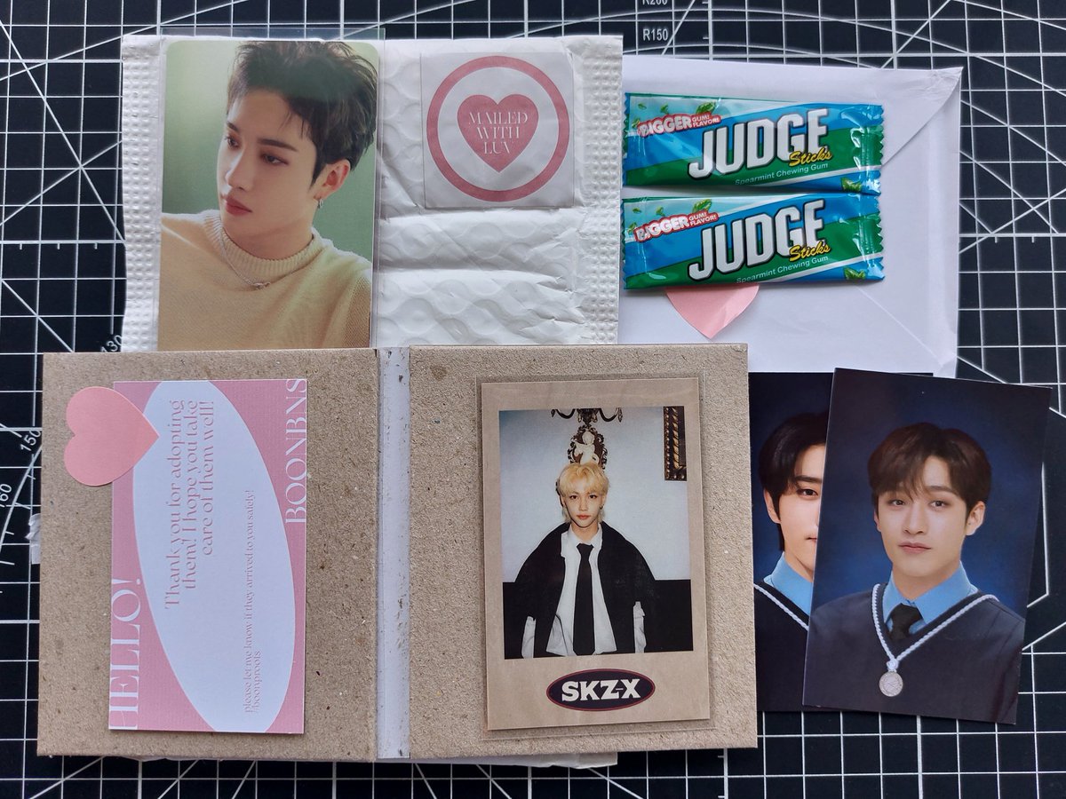 leebithaul's tweet photo. κ° π : #LBHmails κ±
π @boonbns
γ
‘ #boonproofs
hello po ate booon, received chan and felix na po >< tysm po forr packing it safely grabee napaka aesthetic and cute po ng packaging nyo πβ£οΈ https://t.co/KxZ16QrUxg
