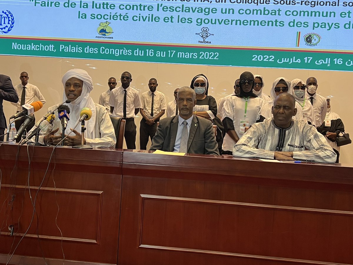 bocarysamba's tweet photo. Du 16 au 18 Mars à Nouakchott s’est tenu un colloque sous régional sous le thème « Faire de la lutte contre l’esclavage un combat commun et consensuel entre la société civile et les gouvernements des G5 sahel» 
Plus de 500 participants venus du monde entier.@aliounetine16 https://t.co/MYNrdCUrkz