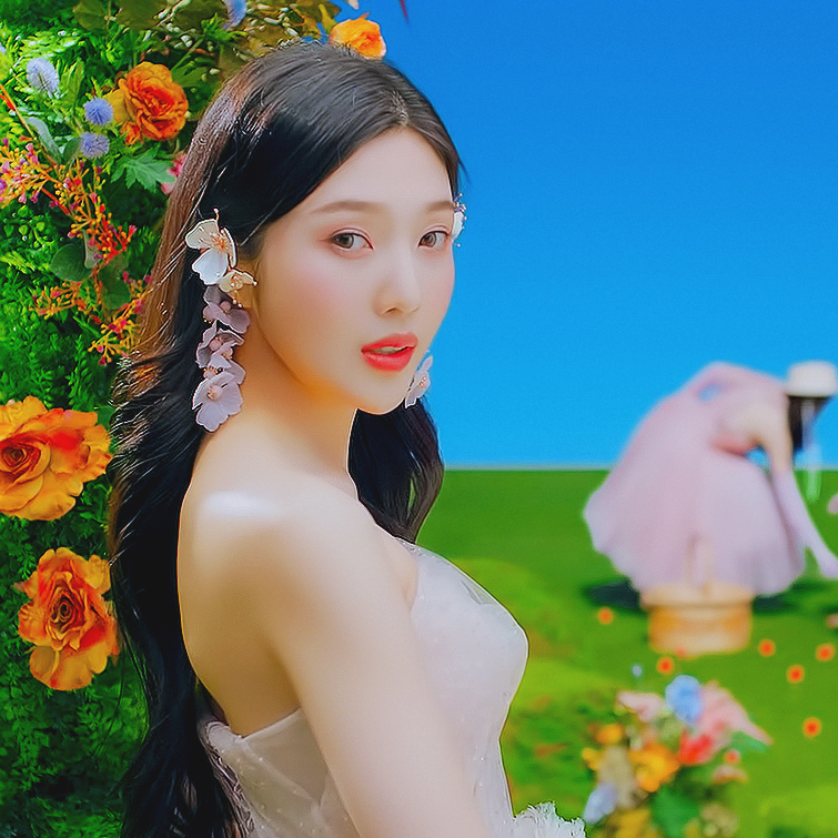 EWBF140801's tweet photo. ‘Feel My Rhythm’ MV
#레드벨벳 #조이 https://t.co/Z6PGXVFgQL
