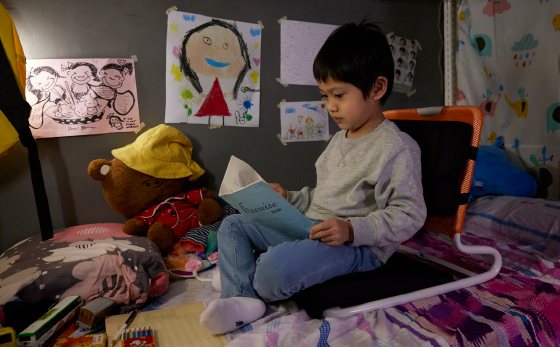 HKPolyUDesign's tweet photo. “Omni Study System” by Dr Tulio Maximo as Project Leader, Dr Paul Lo and 3 assistants is awarded Red Dot Award: Product Design 2022 in Germany. It aims at improving studying condition of underprivileged children in subdivided flats in Hong Kong. ttps://polyu.hk/PDDfZ https://t.co/wL1y6Vec7e