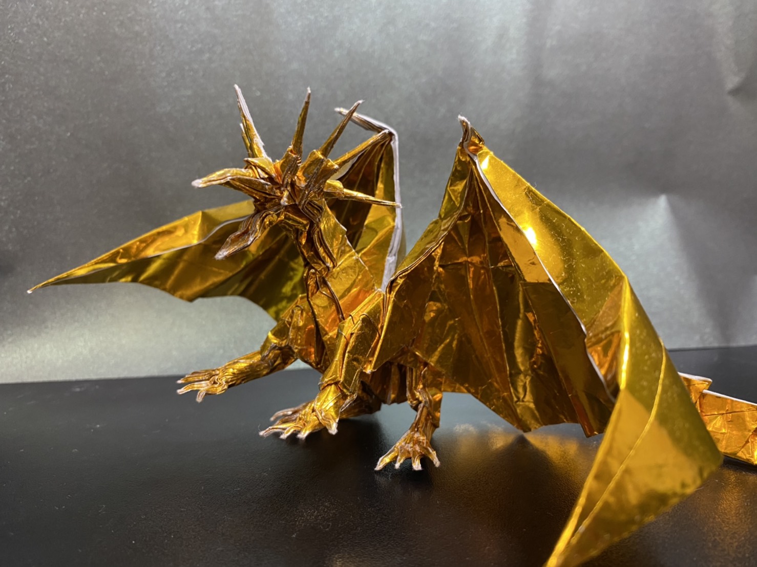 京大折り紙サークル いまじろ 作品紹介１ 折り紙未経験のあなたも こんなかっこいいドラゴンを折れるようになるかも エンシェントドラゴン 創作 神谷哲史 春から京大 折り紙 T Co Db7bgkxoqb Twitter