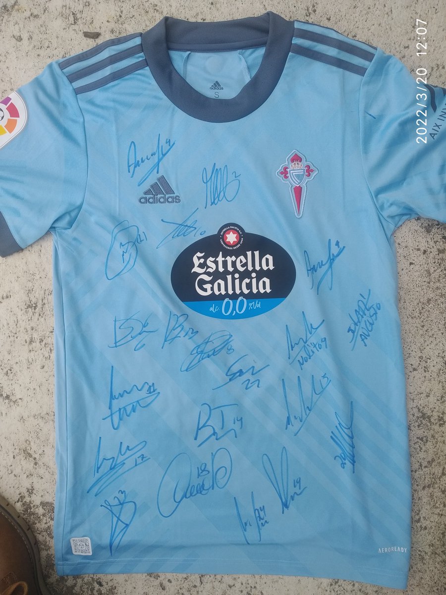 MBAdeporte's tweet photo. Todo un lujo recibir a #JulioVargas @RCCelta @AfoutezaRCCelta en @MBAdeporte @uvigo @mUVersUvigo  

¡¡Qué corta se nos hizo su charla!!

Gracias Julio y ¡¡hasta pronto!! https://t.co/G72cRRnEcz