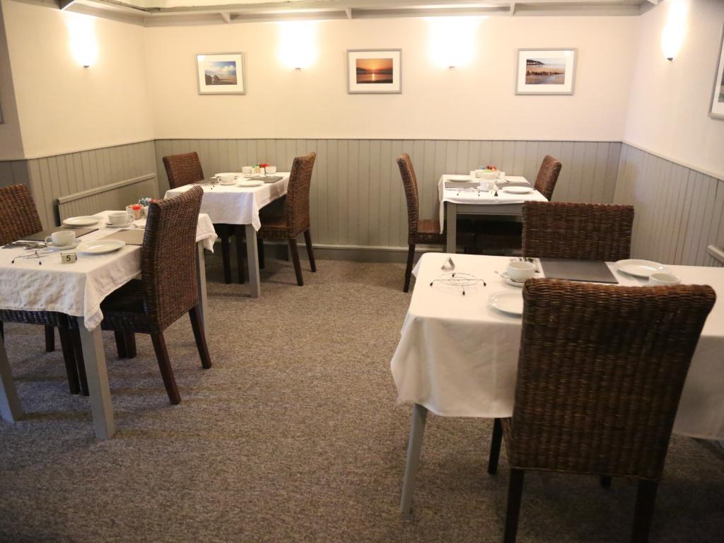 HotelsAvailable's tweet photo. π "Amazing service from booking through to departure. Friendly, clean, comfortable. Felt well looked after. Fantastic breakfast. Lovely team. Very welcoming." π
https://t.co/RDRH0FwpWb
#Hotel #LicensedBar #Family #Pets #GuestReview #SeasideTown #Beach #Ilfracombe #Devon https://t.co/b7fkld8fHP