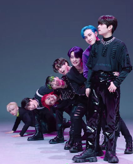 yslcheol's tweet photo. skz the cutest T____T https://t.co/I60k9LSF0C