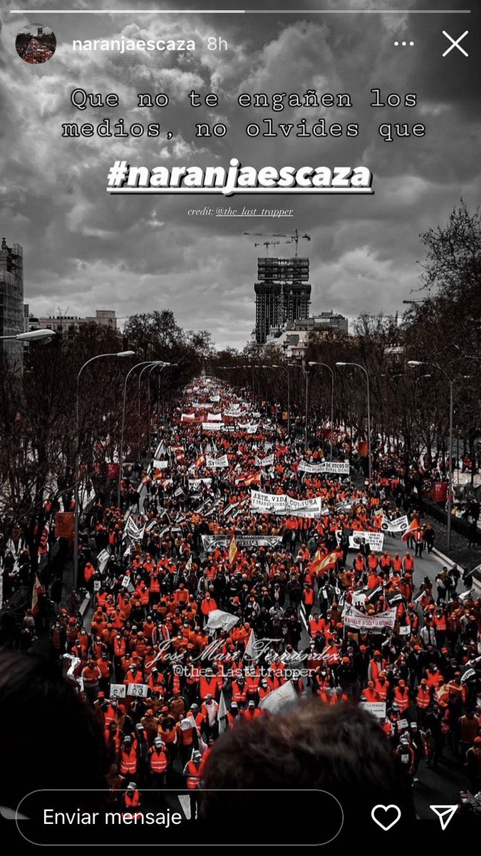 #naranjaescaza Os ánimo a usar también este hashtag, para que quede bien claro que era toda esa marea naranja de ayer en el #20MRural