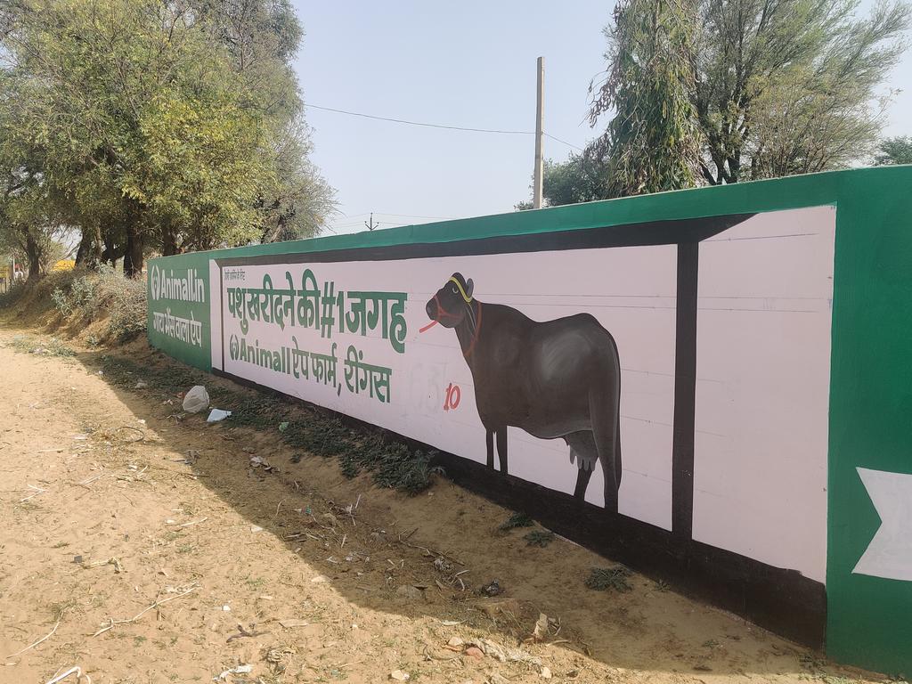 So elated to spot Animall app's farm on my way to Jaipur. A startup solving a very Indian problem. Gentleman there was kind enough to show us around. Real good infra and on ground  execution. Kudos <a href="/nyAnimall/">Neetu Yadav</a> <a href="/KirtiAnimall/">Kirti Jangra</a> Best of luck.