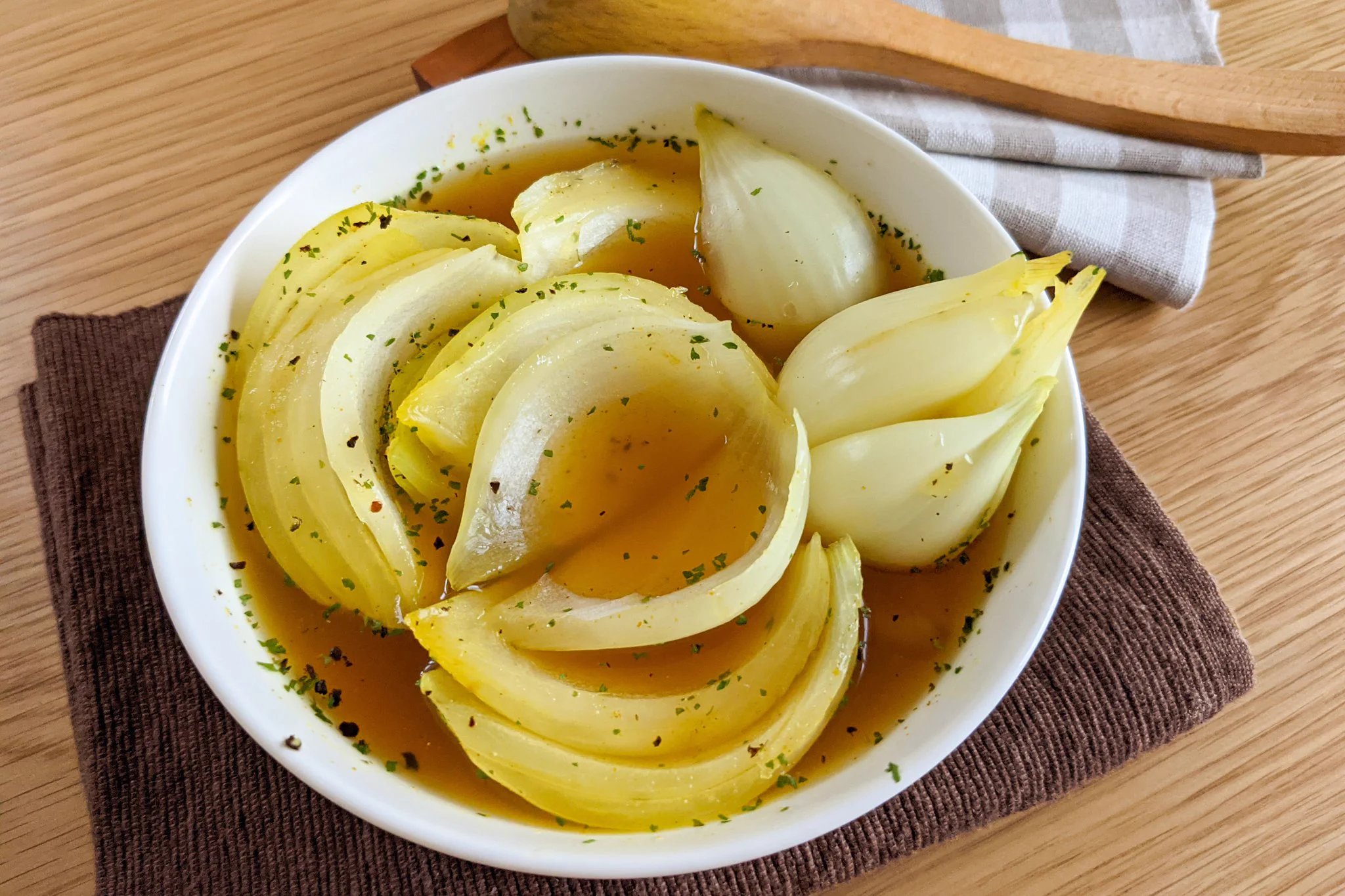 ほとんど電子レンジにお任せで作れちゃうからとってもお手軽！玉ねぎの「スープ」レシピ！