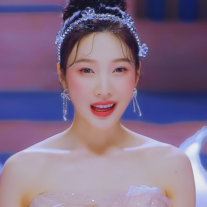 EWBF140801's tweet photo. ‘Feel My Rhythm’ MV
#레드벨벳 #조이 https://t.co/abgEQM7tgJ