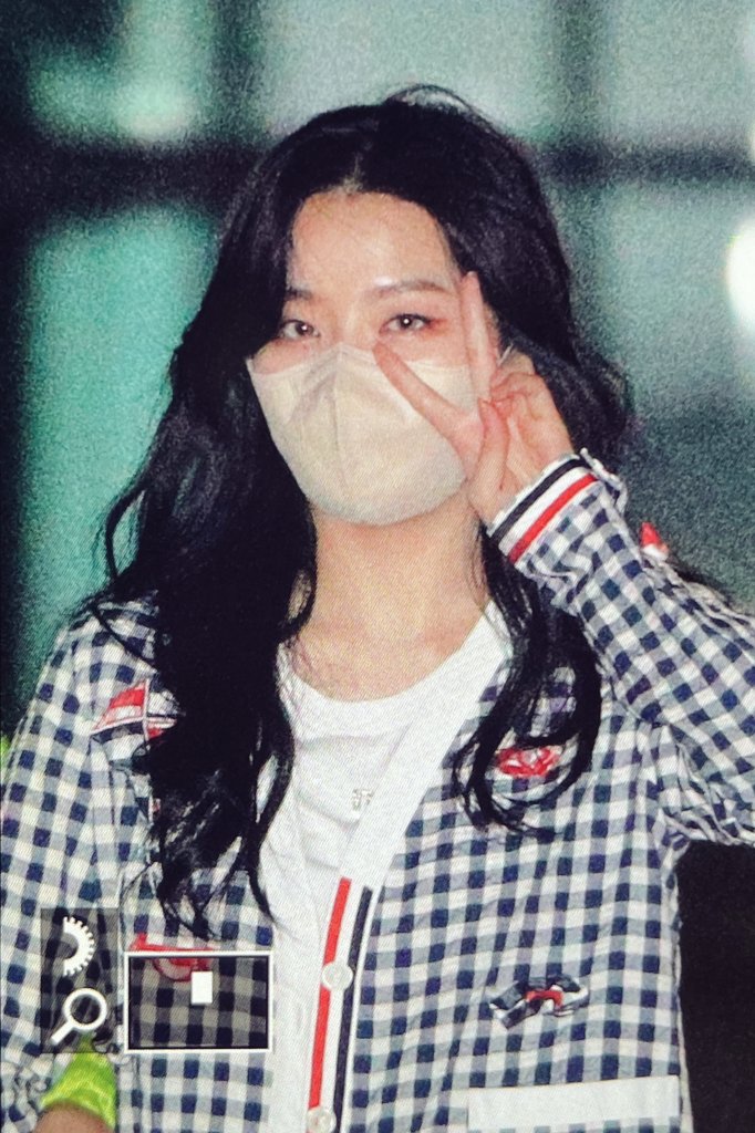 Blue Moon tweet media