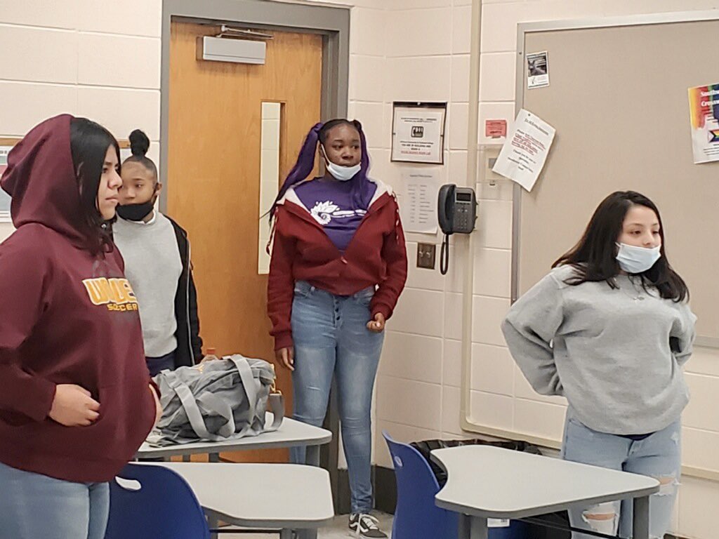 MinorDaniels's tweet photo. Thank you @Southwest_JCTC for hosting an awesome Women of Worth conference last week. Our students truly enjoyed themselves. Thank you for speaking life into our young ladies. ❤️🙌🏽❤️ #ittakesavillage #JCPS @JCPSDEP1 @JCPSKY https://t.co/7gidUHzok1