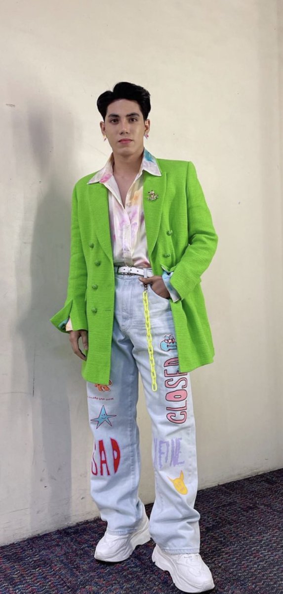 QSisberries's tweet photo. 💚💚💚

📸 ranque_styling 
🔗 https://t.co/aaFdApSSLt

#SB19 @SB19Official 

#Bazinga_SB19 is my hype song! https://t.co/sBFs07P2qu