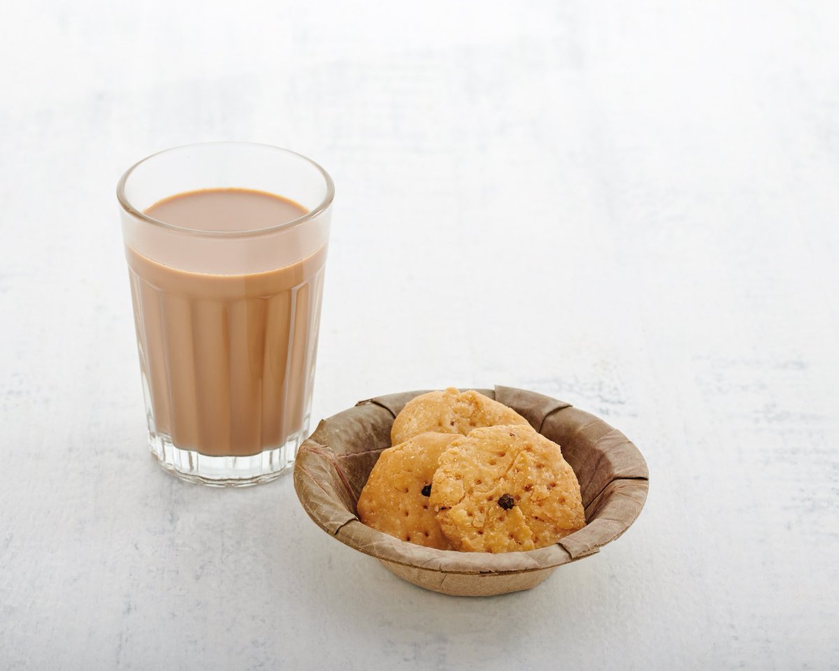 RajeevMatta's tweet photo. #Chhas &amp; #Chai with complimentary #Mathri from @ChholayI https://t.co/ZX22dpNHZh